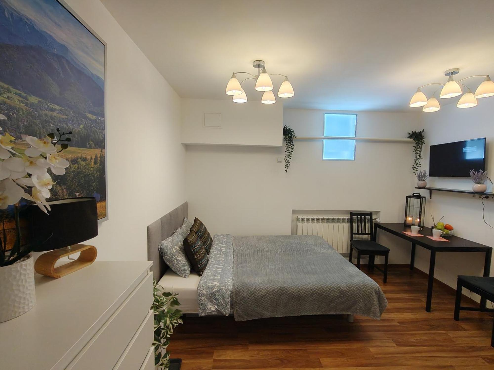 Hollidays Centrum Apartments Варшава Екстер'єр фото