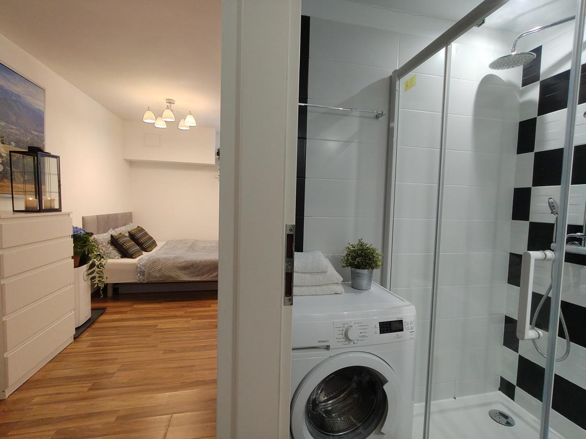 Hollidays Centrum Apartments Варшава Екстер'єр фото